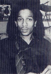 Don Letts spinnin the Dub - Sniffin Glue #7 (don't care collection)