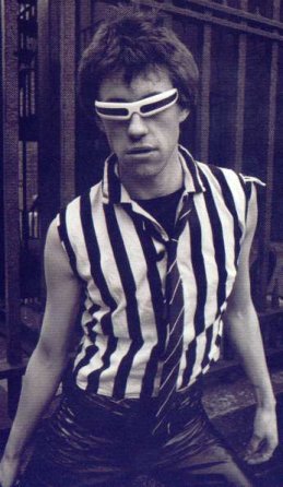 Bob Geldof of the Boomtown Rats 1977 - (Don't Care collection)
